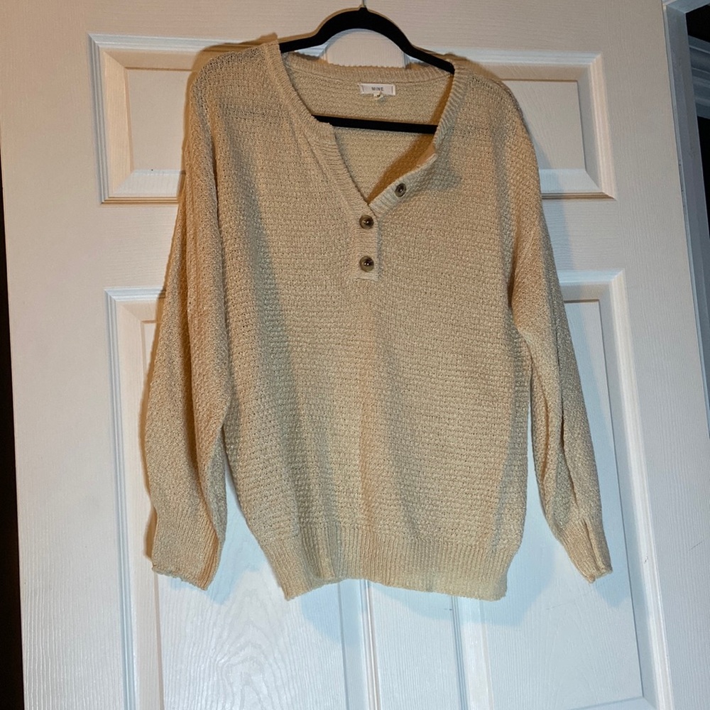 Mine sweater